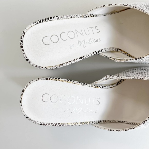 Coconuts by Matisse White Snake-Embossed Chunky High Noon Mules Size 7 - Picture 7 of 7